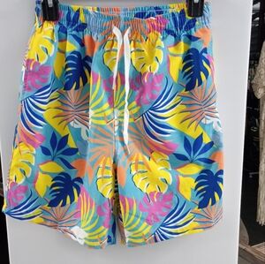 Colorful Tropical Print Shorts